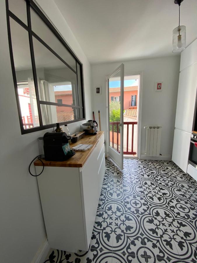 Appart 2 Pieces Avec Parking Quartier Du Lac San Juan de Luz Exterior foto